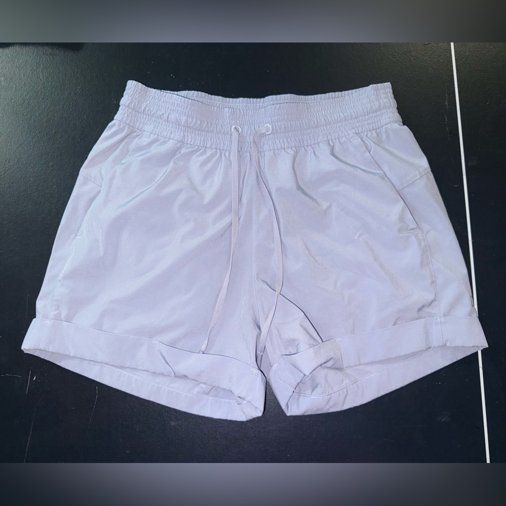 Lavender Lululemon Spring Break Away Short 4-way Stretch 3" Inseam